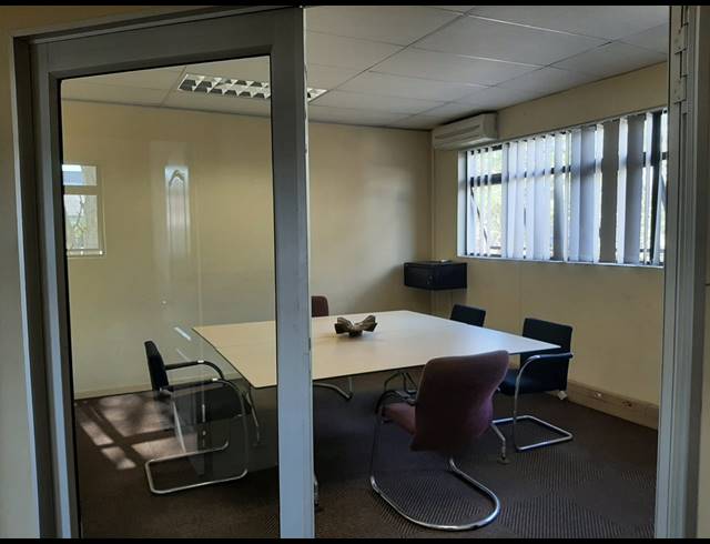 250M² OFFICE TO LET IN NEW GERMANY